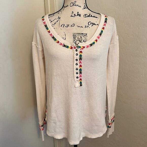 We The Free Off White Multi Color Design Thermal Boho Casual Modern - Picture 1 of 10